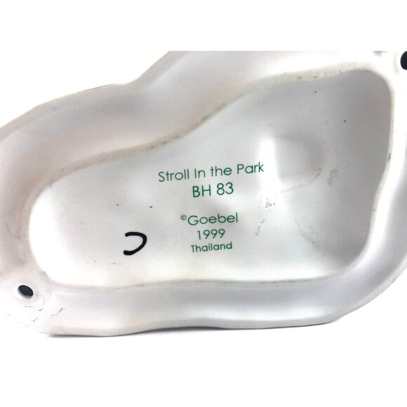 Hummel Goebel "Brother & Sister" Figurine #449 Stroll in the Park - Picture 7 of 7